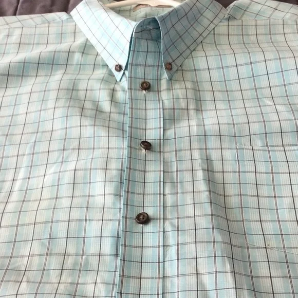 Short Sleeve Button Down Shirt - Picture 4 of 9